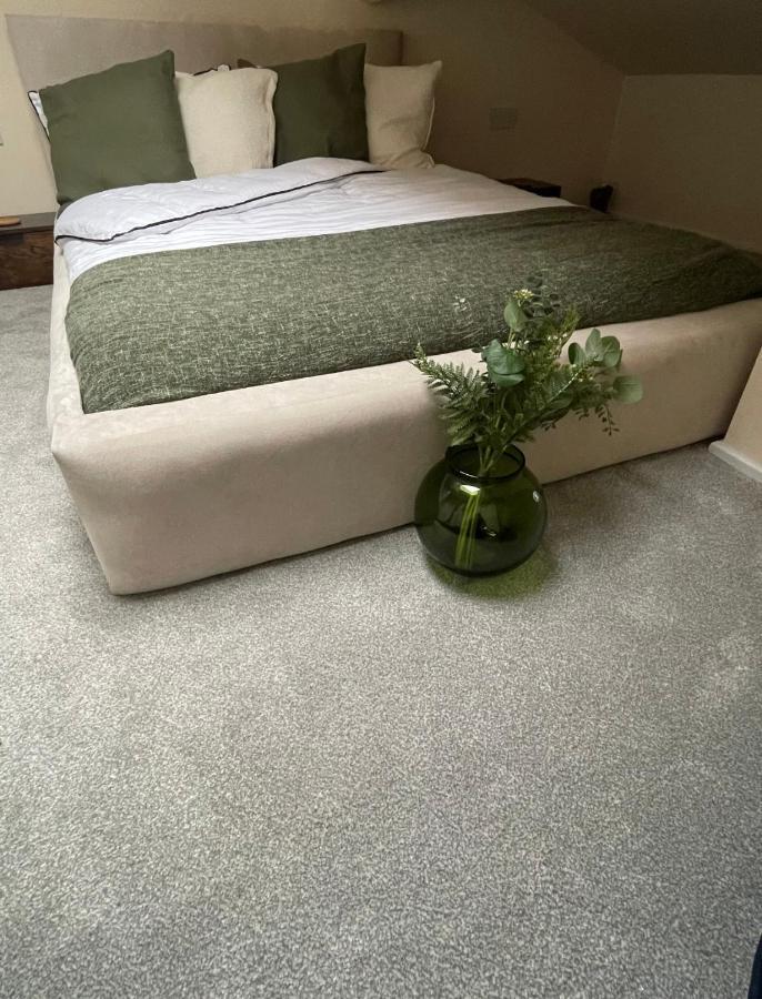 Unique Duplex Free Parking Free Wi-fi 6 Minutes From Leeds Centre Appartamento